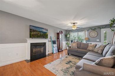 2307 Garden Ln, Festus, MO 63028 - photo 2