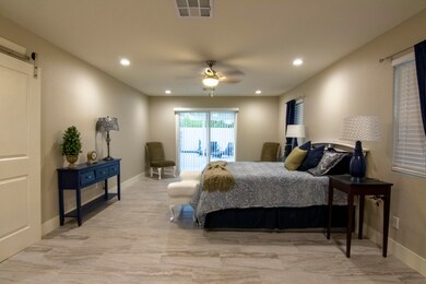 6854-E-Vernon-Ave026