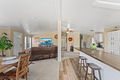 132 Marcy Loop Rd, Grants Pass, OR 97527 - photo 6