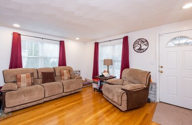 12 Rand St, Lynn, MA 01904 - photo 6