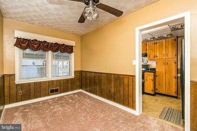 2129 Firethorn Rd, Middle River, MD 21220 - photo 7