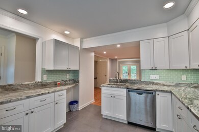 8 Donagh Ct, Lutherville Timonium, MD 21093 - photo 6