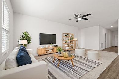 4927 Highland Crest Dr, Richmond, TX 77469 - photo 3