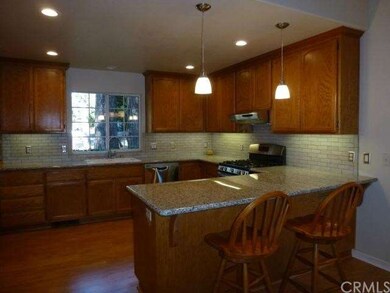 Kitchen eating bar