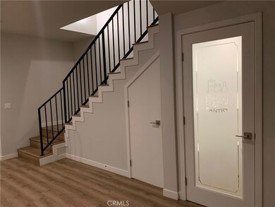 22425 Del Valle St unit 4, Woodland Hills, CA 91364 - photo 5