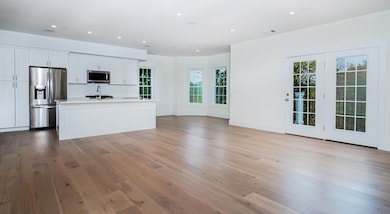 273 Gallivan Blvd unit 6, Dorchester Center, MA 02124 - photo 4