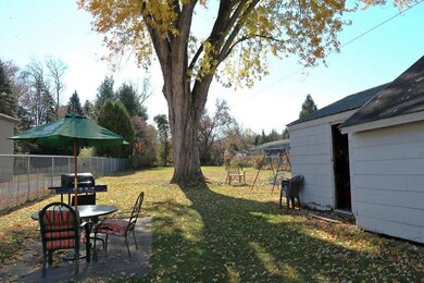 48 Allen St, Rutland, VT 05701 - photo 4