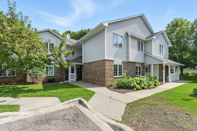 3551 Blue Jay Way unit 201, Saint Paul, MN 55123 - photo 3