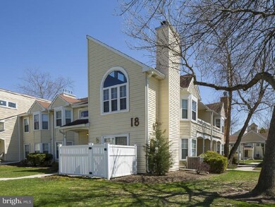 35 Dennis Ct, Hightstown, NJ 08520 - photo 4