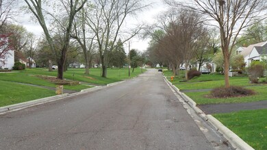 2844 Brownlee Ave, Columbus, OH 43209 - photo 4