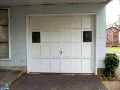 902 Rozel Ave, Southampton, PA 18966 - photo 4