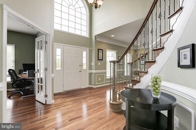 25367 Justice Dr, Chantilly, VA 20152 - photo 2