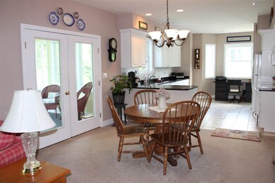 13 Sugar Plum Ln, Londonderry, NH 03053 - photo 6