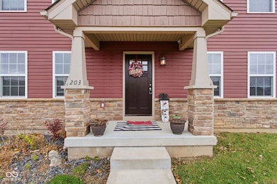 203 Crestwood Ave, Crawfordsville, IN 47933 - photo 2