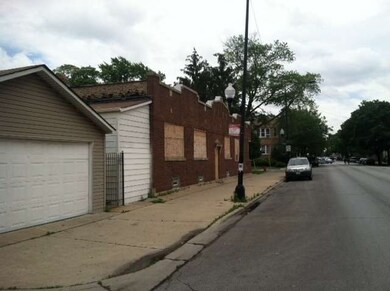 5158 W Oakdale Ave, Chicago, IL 60641 - photo 4