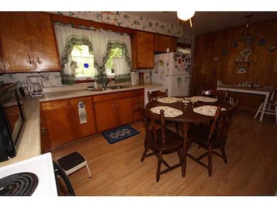 5280 Denoise St, Columbus, IN 47201 - photo 4