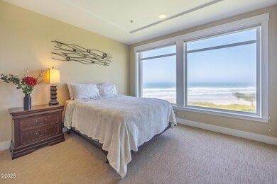 1125 NW Spring St unit A-6 (203), Newport, OR 97365 - photo 3