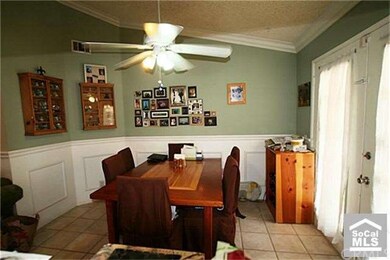 Dining room pic 2