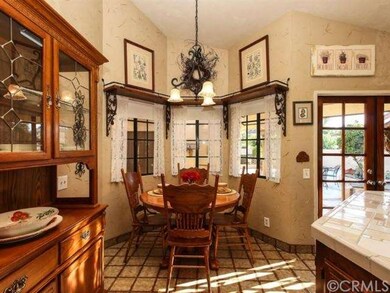 Kitchen with room for hutch