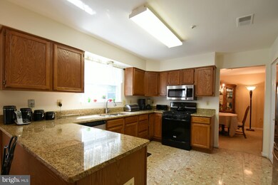 5005 Boydell Ave, Oxon Hill, MD 20745 - photo 7