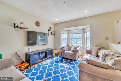 15821 Erwin Ct, Bowie, MD 20716 - photo 3