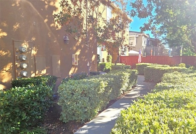 27427 Woburn Ct unit 1, Murrieta, CA 92562 - photo 4