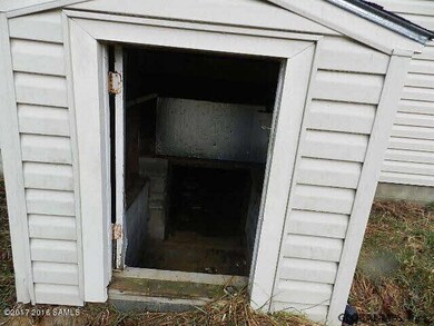 79 Petrified Sea Gardens Rd, Saratoga Springs, NY 12866 - photo 6