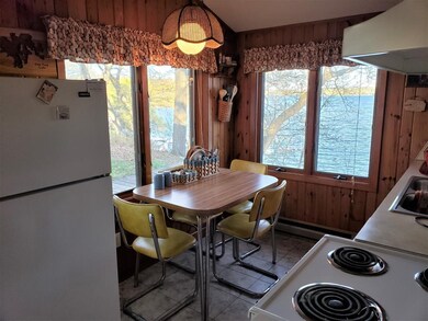Eat in Kitchen with a great view