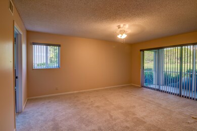 13831 Oneida Dr Apt C1 (3 of 9)
