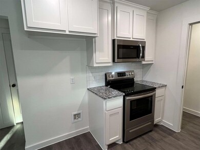 2430-2428 S Fannin Ave unit 2430, Denison, TX 75020 - photo 6