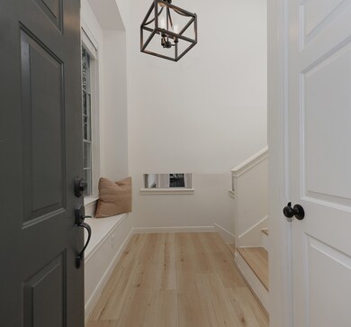 70 N Walden Elms Cir, Spring, TX 77382 - photo 2