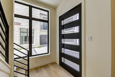 1803 Dunlavy St, Houston, TX 77006 - photo 5