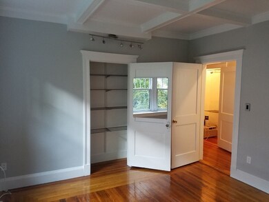 299 Tappan St unit 7, Brookline, MA 02445 - photo 4