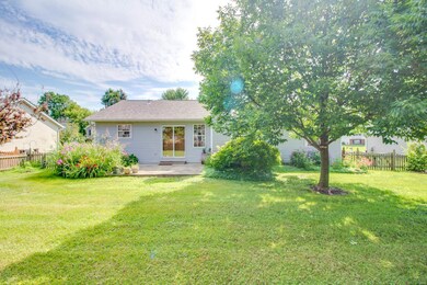 124 Ridge Dr, Maryville, IL 62062 - photo 5