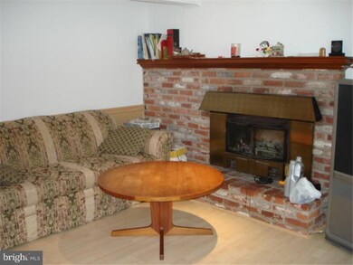 1208 Ridgeview Dr, Phoenixville, PA 19460 - photo 6