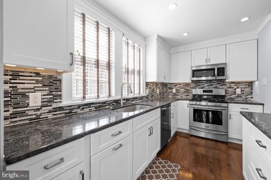 627 Kenilworth Rd, Ardmore, PA 19003 - photo 2