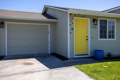 1736 SW 35th St, Redmond, OR 97756 - photo 4