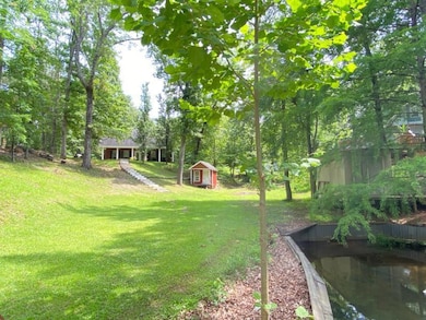 3 Kayak Lake Access on 1 acre