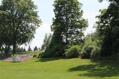 39 Forge St, Feeding Hills, MA 01030 - photo 2