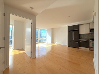 Crystal Point unit C2607, Jersey City, NJ 07302 - photo 5