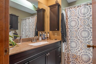 1611 Patterson Ln, Cedar Falls, IA 50613 - photo 5