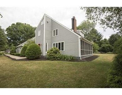 16 Camelot Cir, Dudley, MA 01571 - photo 6