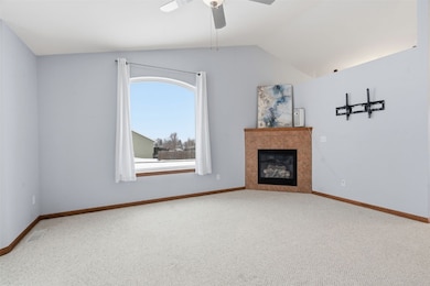 6601 Ohio St SW, Cedar Rapids, IA 52404 - photo 2