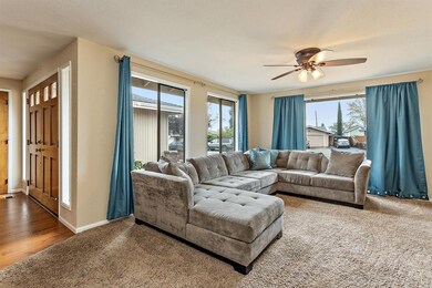 2416 Amaryllis St, Medford, OR 97504 - photo 6