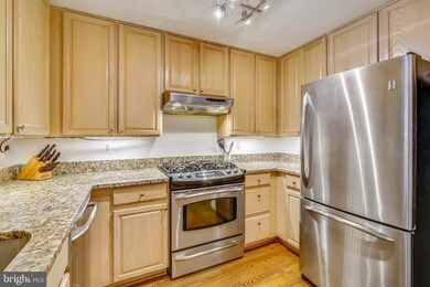 164 Chevy Chase St, Gaithersburg, MD 20878 - photo 6