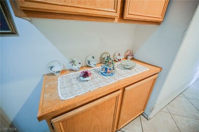 6092 Golden Nectar Way, Las Vegas, NV 89142 - photo 7
