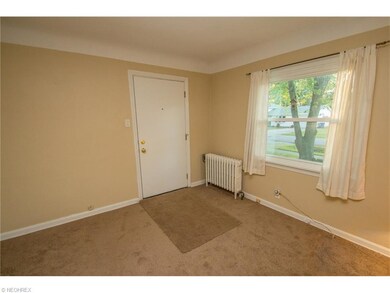 829 Sheffield Rd, Sheffield Lake, OH 44054 - photo 6