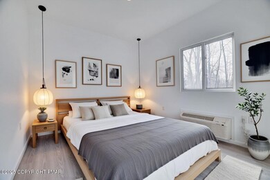 9406 Juniper Dr, Tobyhanna, PA 18466 - photo 4