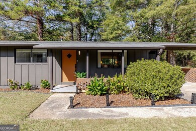 111 Robinhood Dr, Woodstock, GA 30188 - photo 6