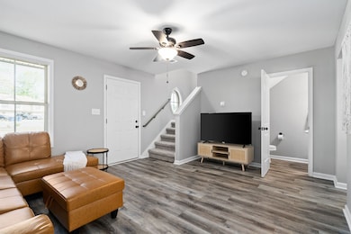 219 Smithson Ln unit C, Clarksville, TN 37040 - photo 4